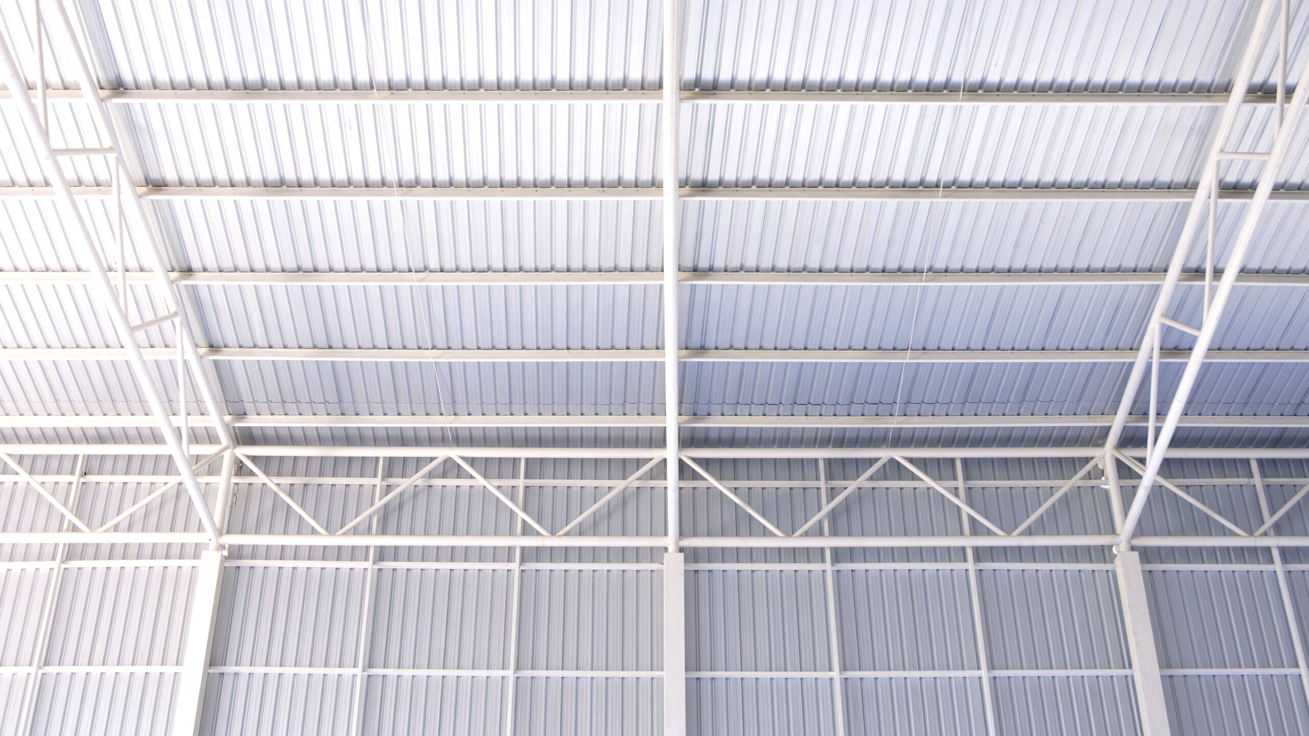 Vezirköprü Tarım Ambarı Galvaniz Trapez Sac Projesi – 1.800 m²